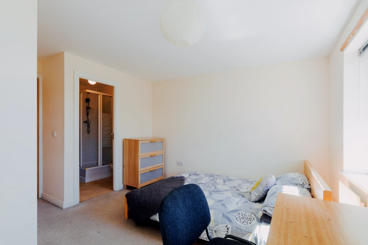 Goldfinch Close, LE11 3HG 0