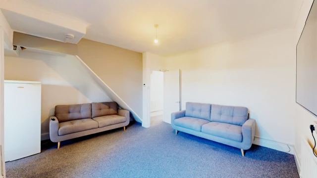 St Kildas Road, BA2 3QJ 2