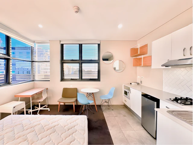 30 Blenheim St 2