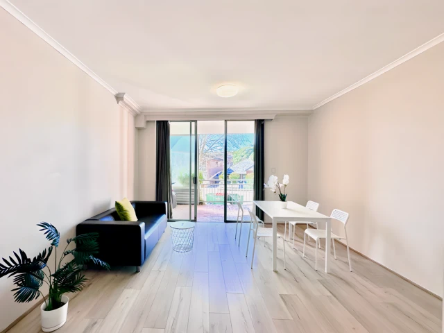 42-56 Harbourne Rd - Sydney student accommodation - 3 bed 2 bath-06432