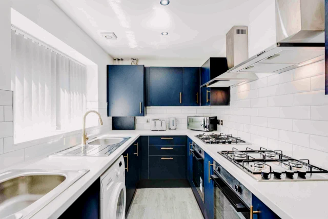 Flat 2, 51 Grosvenor road, L15 3