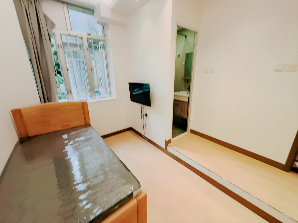 Studio Apartment, 22 Ho Man Tin Street 0