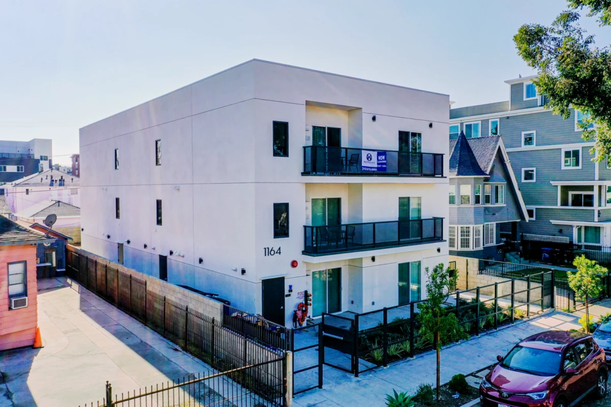1164 W 37th Pl - chỗ ở sinh viên tại Los Angeles