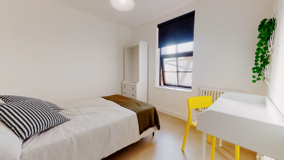 Flat 1, Wards End, LE11 3HA 0