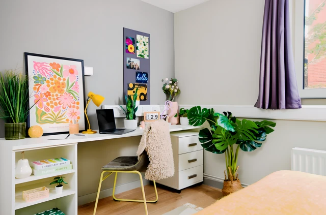 uhomes.com | Student Accommodation, Housing, Flats, Apartments for Rent
