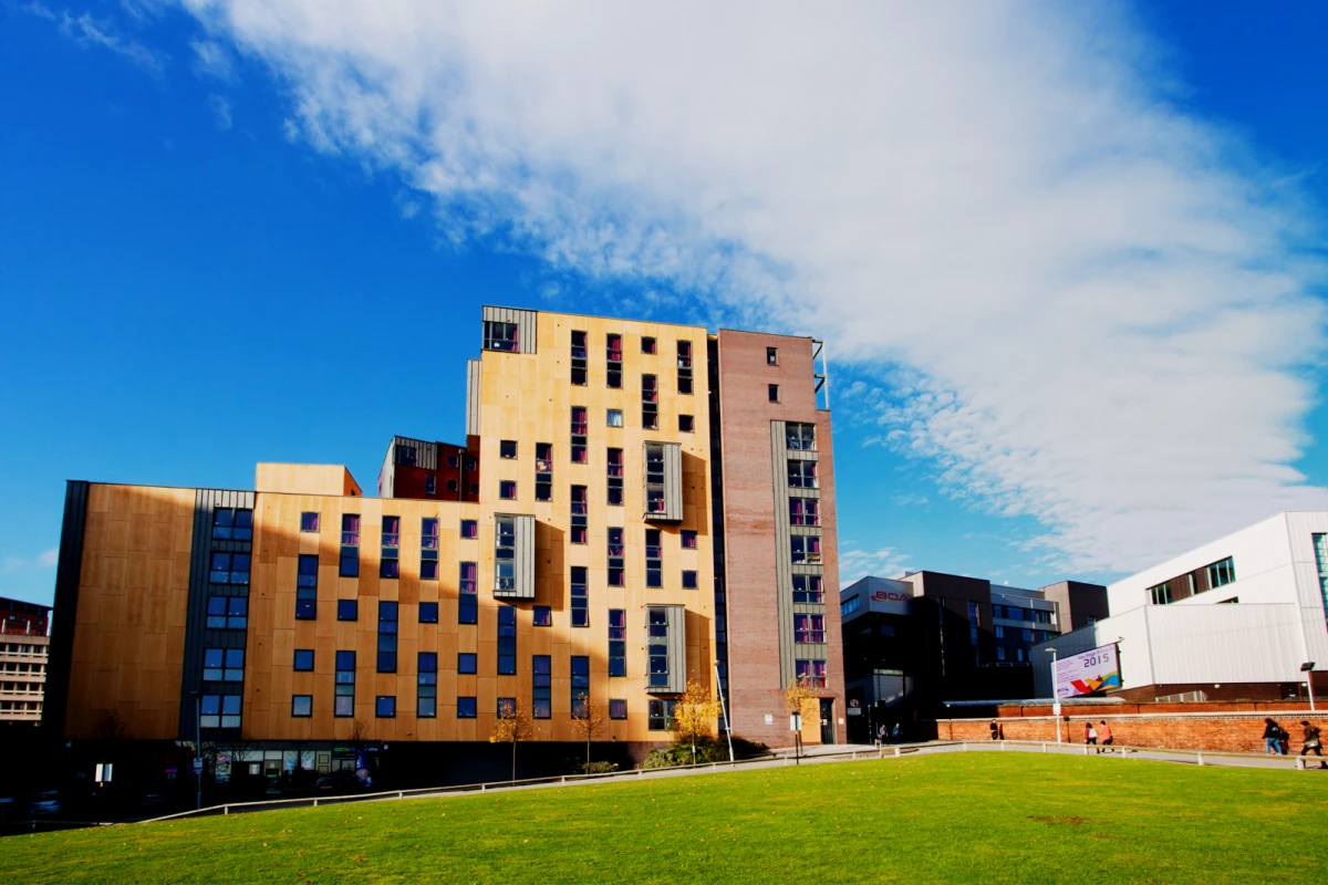 Jennens Court - chỗ ở sinh viên tại Birmingham
