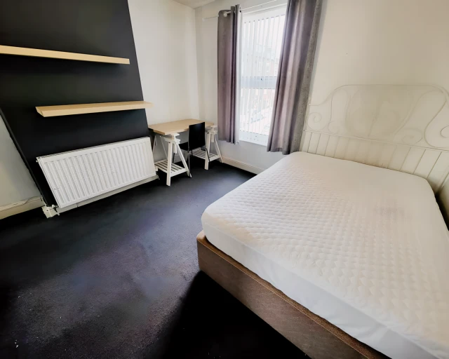 Burley Lodge Road 22477# 4