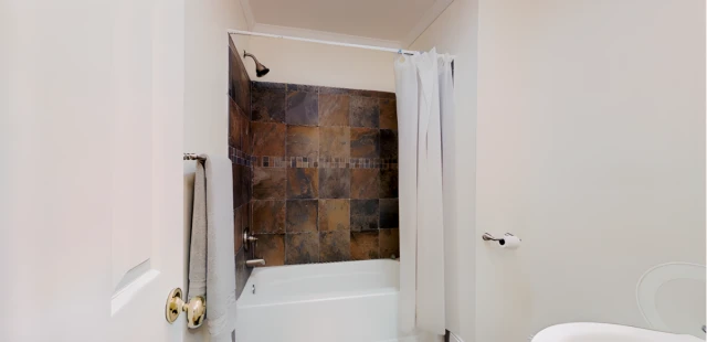 229 Ashworth Pl Apartment 2 1