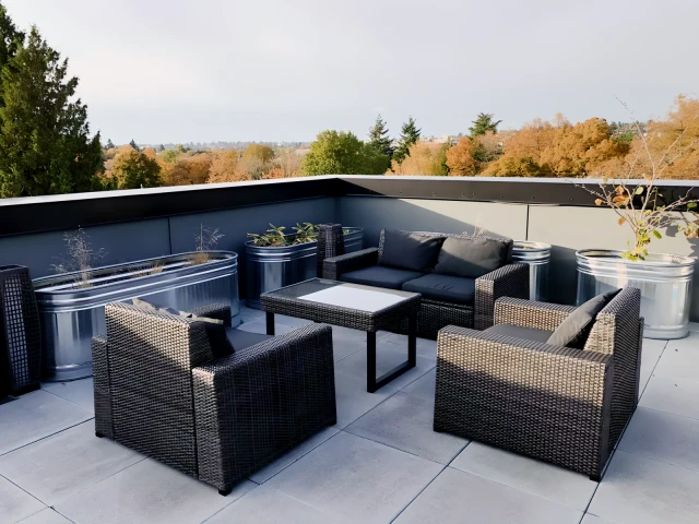 Thirty-One Apartments 1