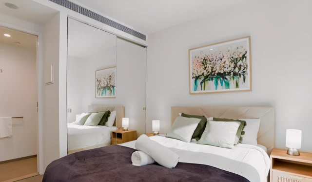 70 Southbank Boulevard 1