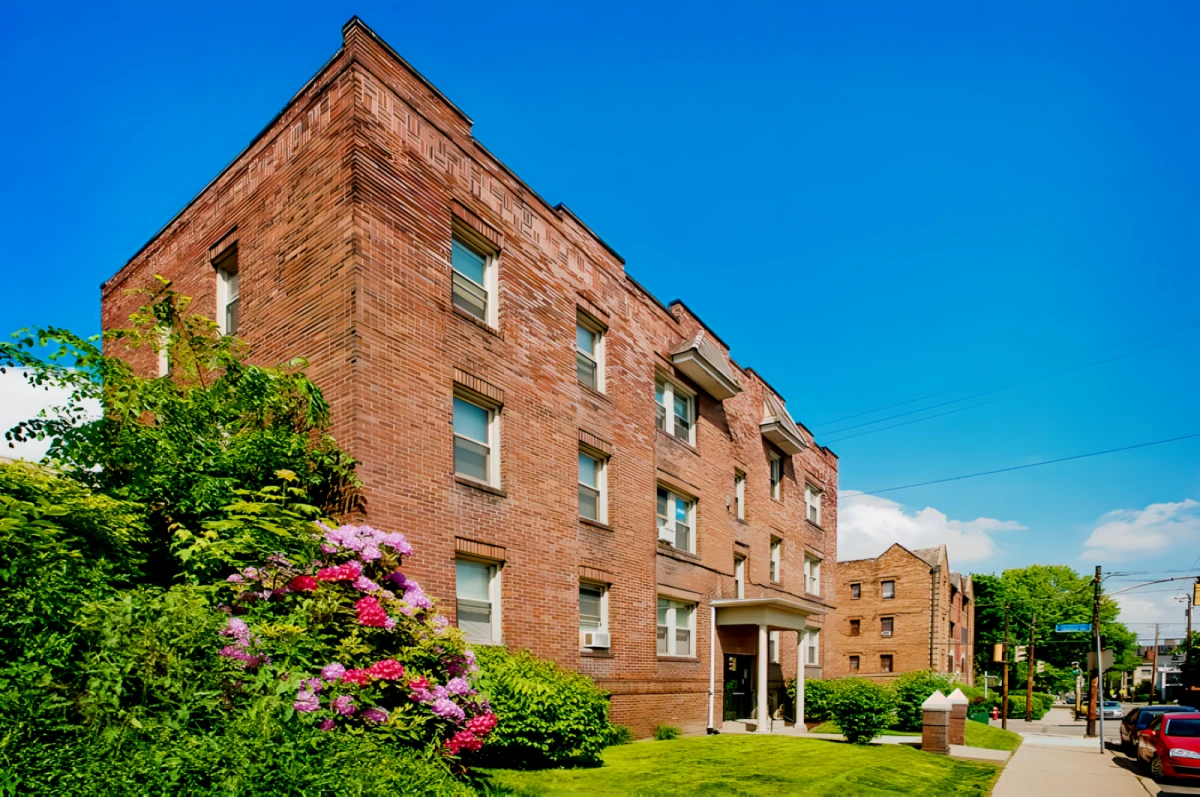Kings Arms Apartments - Pittsburgh student accommodation