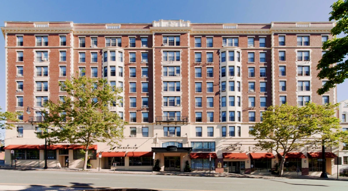 Pelham Hall - chỗ ở sinh viên tại Boston