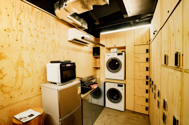 Sleeping House | Central 3