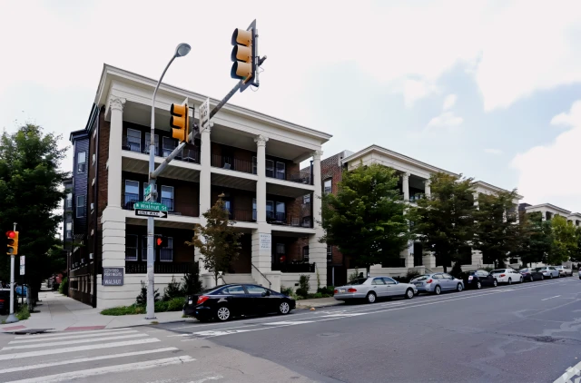 4400 Walnut 1