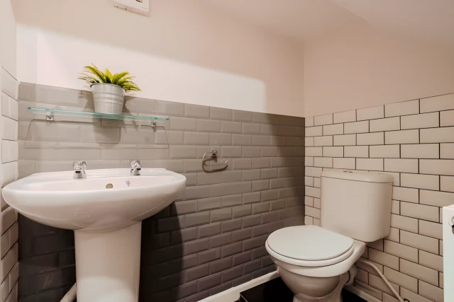 1 Chedworth Street - プリマスの学生向け宿泊施設 - 8 Bedrooms
