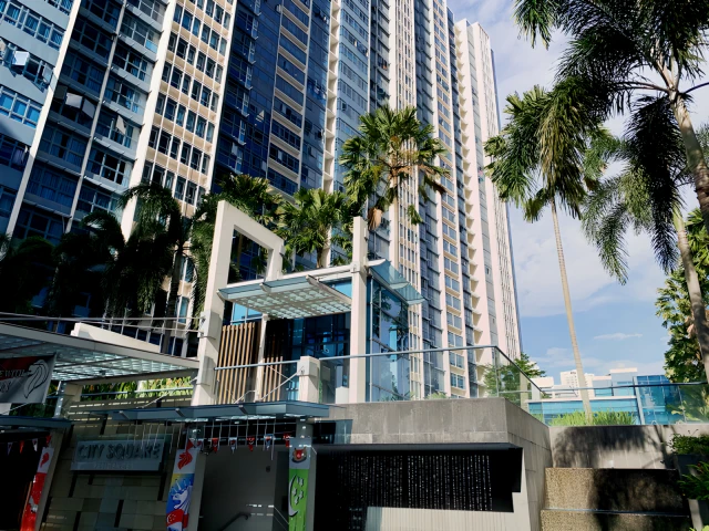 City Square Residences - HC