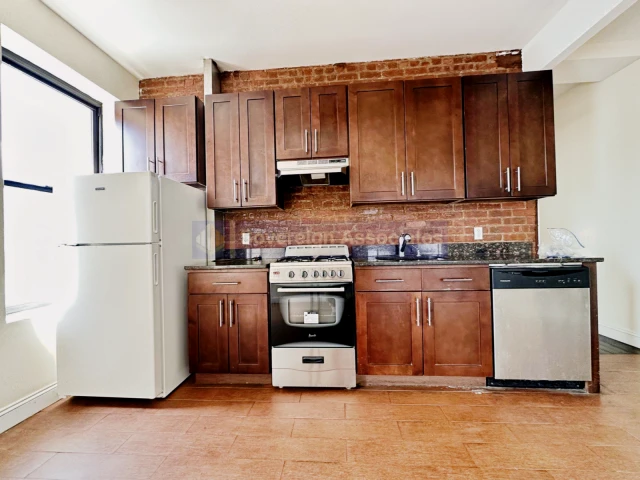 285 SAINT NICHOLAS AVENUE 4