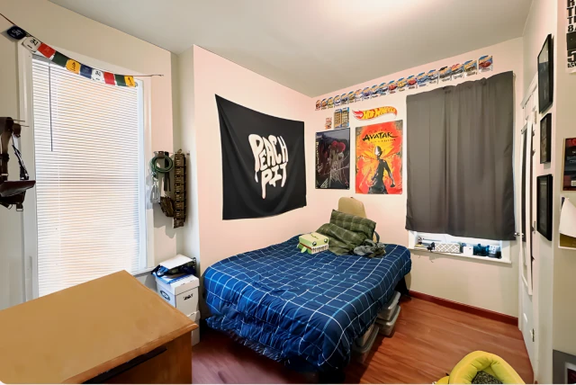 333 Lawn St 4