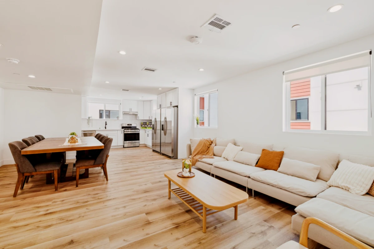 1332 W 35th Pl - Los Angeles student accommodation