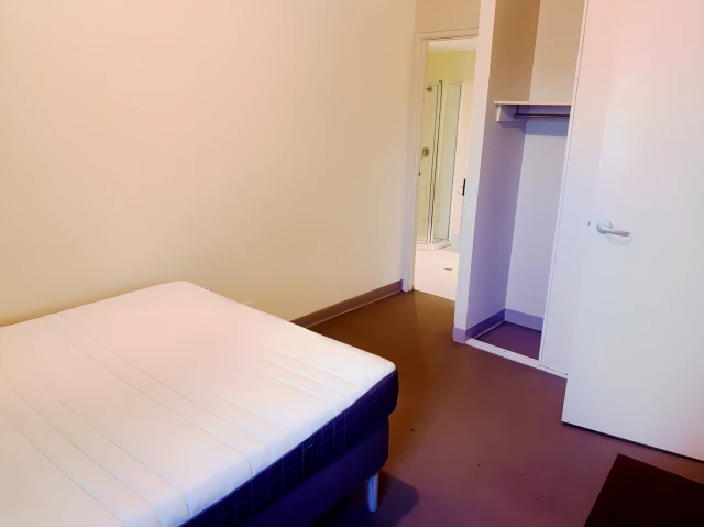 528 Swanston Street 2