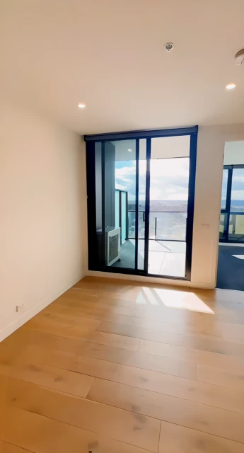 803 Dandenong Road 1