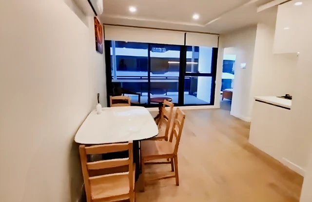 845 Whitehorse Road 2