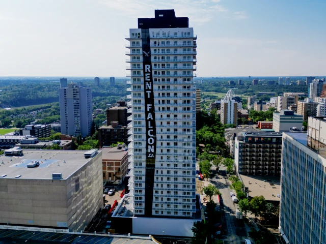 Falcon Towers 4