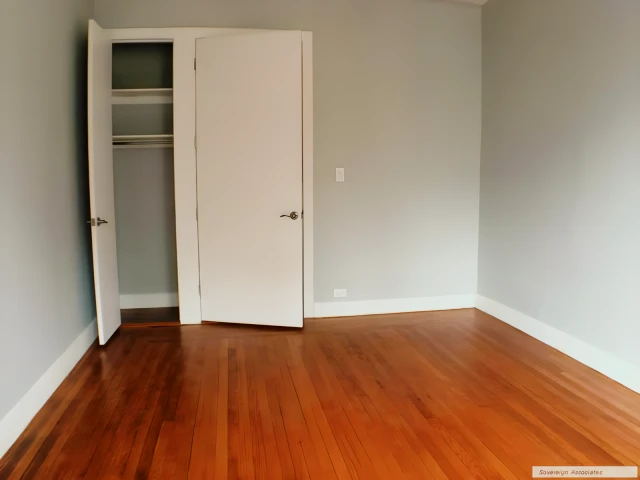4240 Broadway
