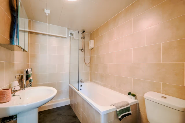 Woodsley Road 26275# 3