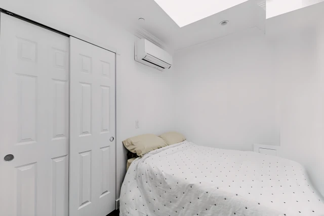 326 East 4th Street 4