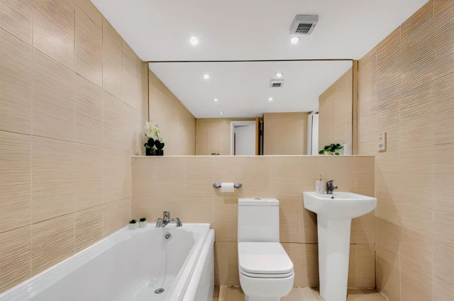 Shire Oak Street 26216# 3