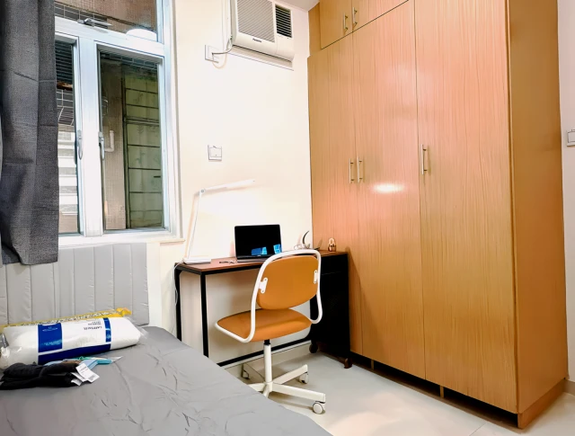 (HKUSG) Serviced apartment in Hiu Fai Building, University of Hong Kong (entire apartment for rent, 3 bedrooms, 1 bathroom, 3 people) 1