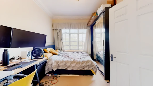 Lexham Gardens, Kensington 3