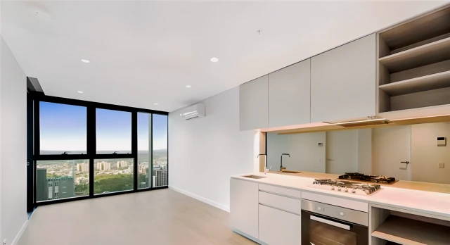 462 Elizabeth Street 2