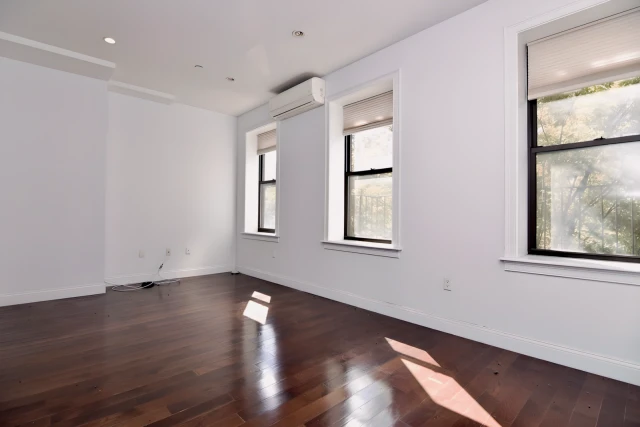 47 W 126th St 4