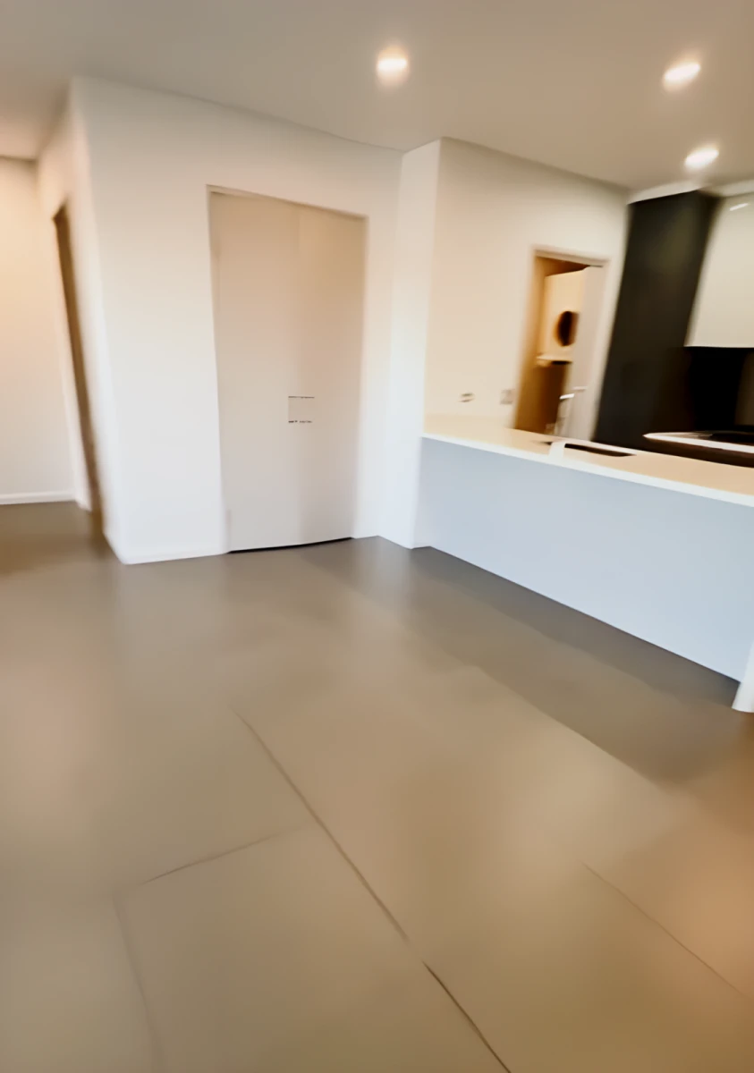 6 Studio Dr 0