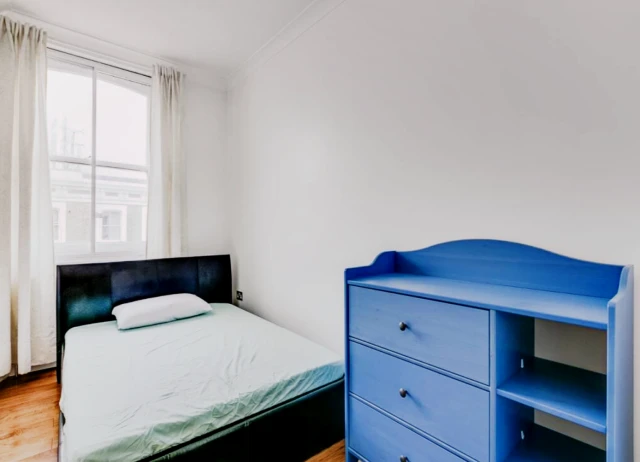 LH-Finborough Road
