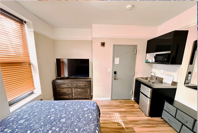 Union Square Apartment 1