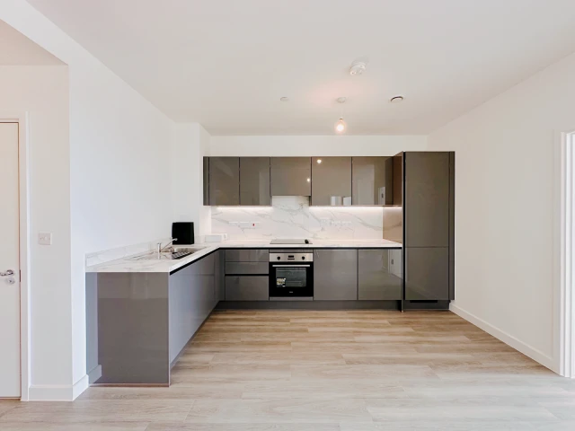 FH-Bermondsey Heights 1
