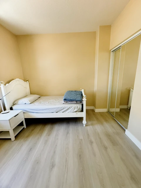 尔湾Northwood2b2.5b 1300ft 四车位欢迎宠物 2