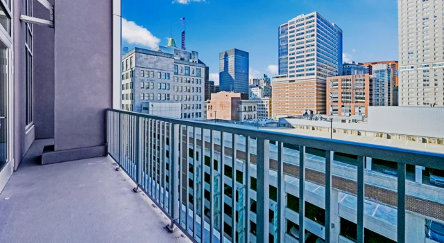 225 N Calvert 3