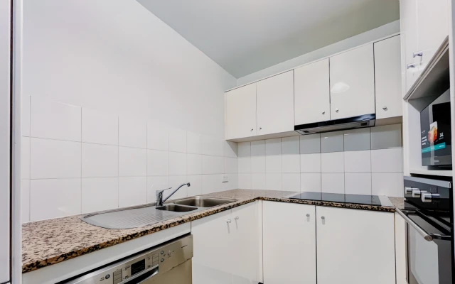 2 Marcus Clarke St 3