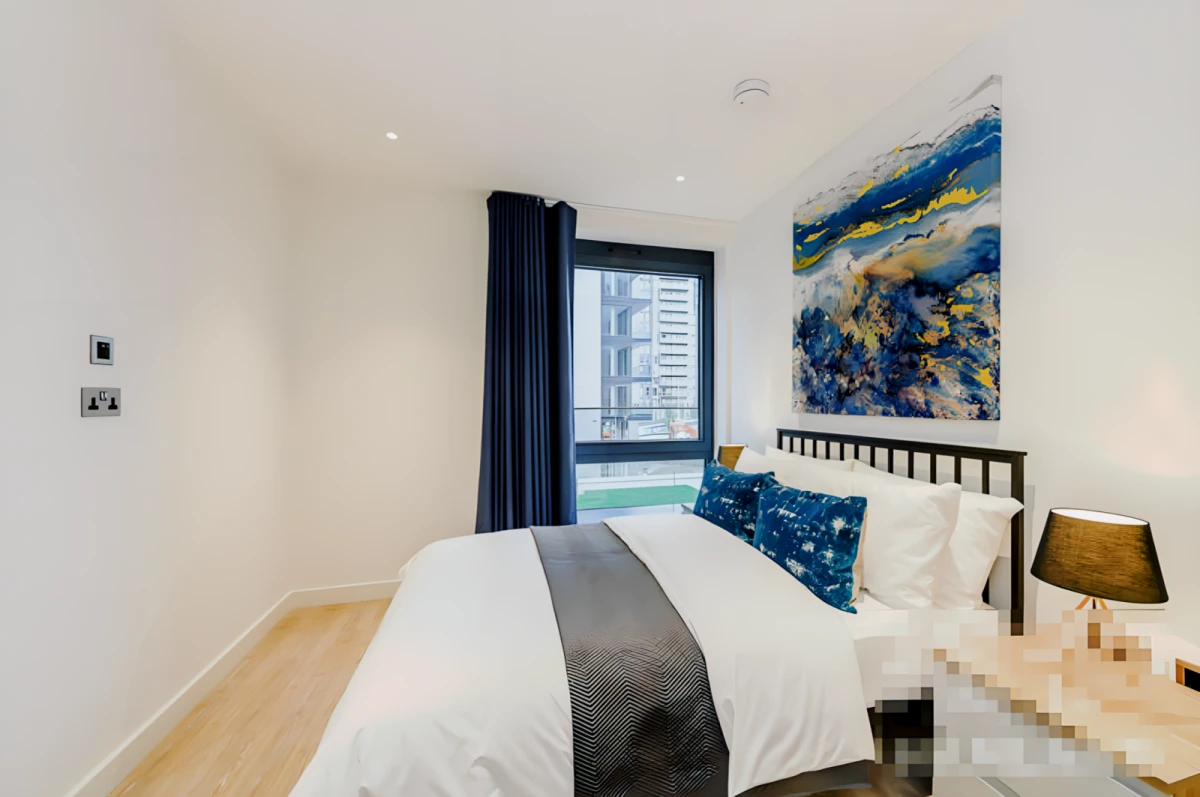 HLL-Landsby West - London student accommodation - 3 Bedroom 2 Bathroom-Standard Room