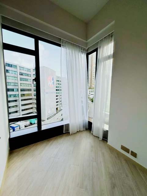香港九龙区奥运站+利奥坊首隅+两室一厅一厨一卫一阳台 1