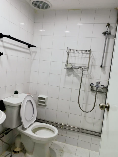 International Plaza - BA 1