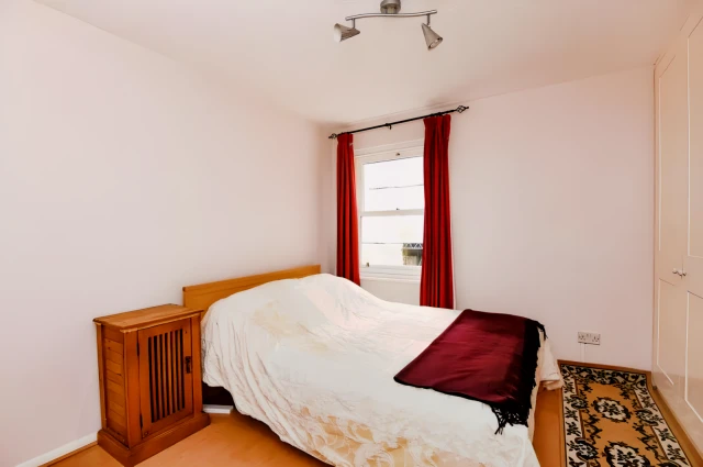 LH-Radford House 4
