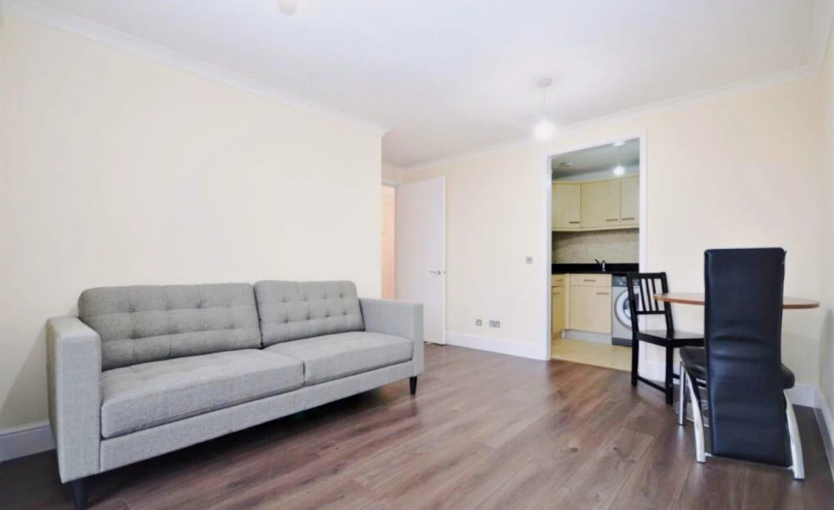 LH-Savoy Court - ที่พักนักศึกษาในลอนดอน