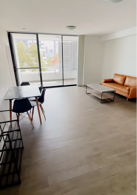 4 Banilung St