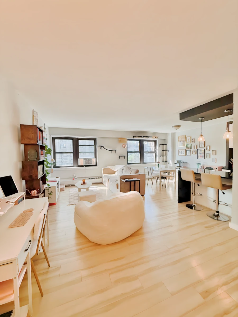 1370 Saint Nicholas Ave 0