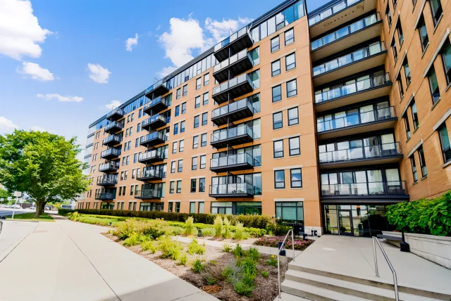 1717 Apartments 3